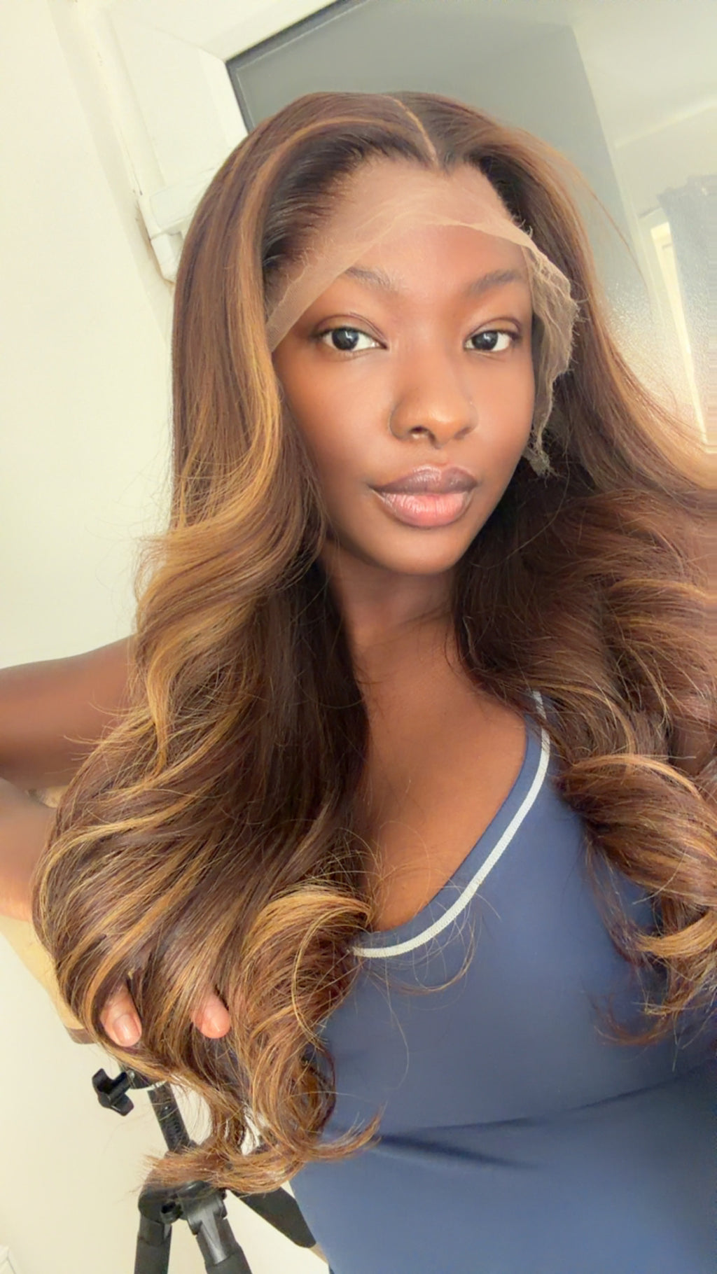 Minimal Blonde